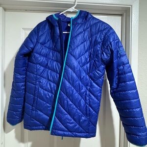 Youth size 14/16 Columbia Blue Puffer Jacket with Chevron Quilting